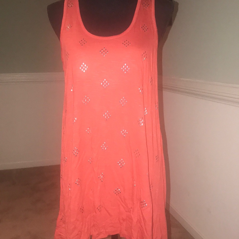 Sleeveless orange/coral  top